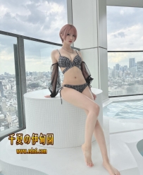 💗名字：月城 恋 御姐外型卻有軟萌聲線，