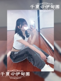 【東京出勤】編號：B26  身材：164/49/E/23歲