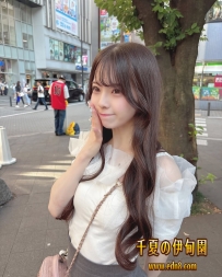 柊菜（しゅうな）音樂學校學生／週末甜點店櫃檯
