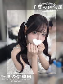 【東京出勤】編號：B32  身材：162/46/D/25歲